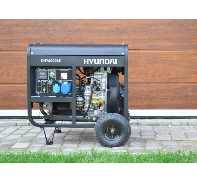 Дизельний генератор Hyundai DHY 6000LE