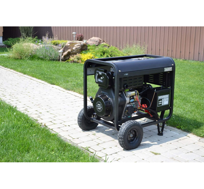 Дизельний генератор Hyundai DHY 6000LE